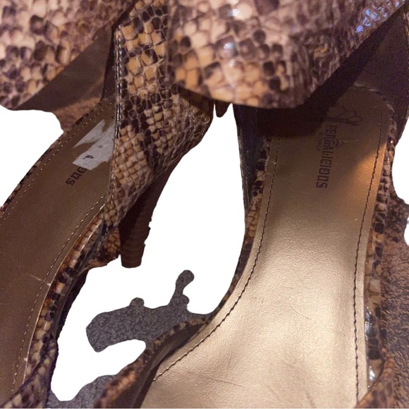 Fergalicious Faux Snakeskin Ankle Strap Heels Side Zipper 4” Heels Size 7.5” - Picture 4 of 10